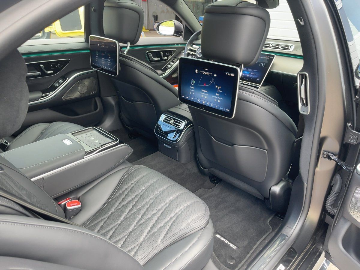 Fahrzeugabbildung Mercedes-Benz S 63 E-Perf. AMG/Fond-Ent./Pano/Burm./Distr./HuD