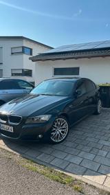 BMW 318d . - BMW 318 aus 2009: 318d