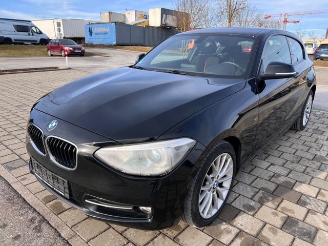 BMW 116 i SPORT LINE/AUTOMATIK/SHZ/NAVI/XENON/PDC