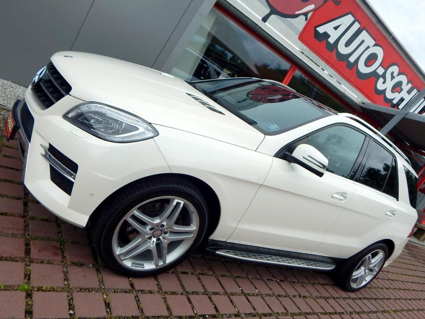 Mercedes-Benz ML 350 CDI AMG-Line PANORAMA-LEDER-XENON