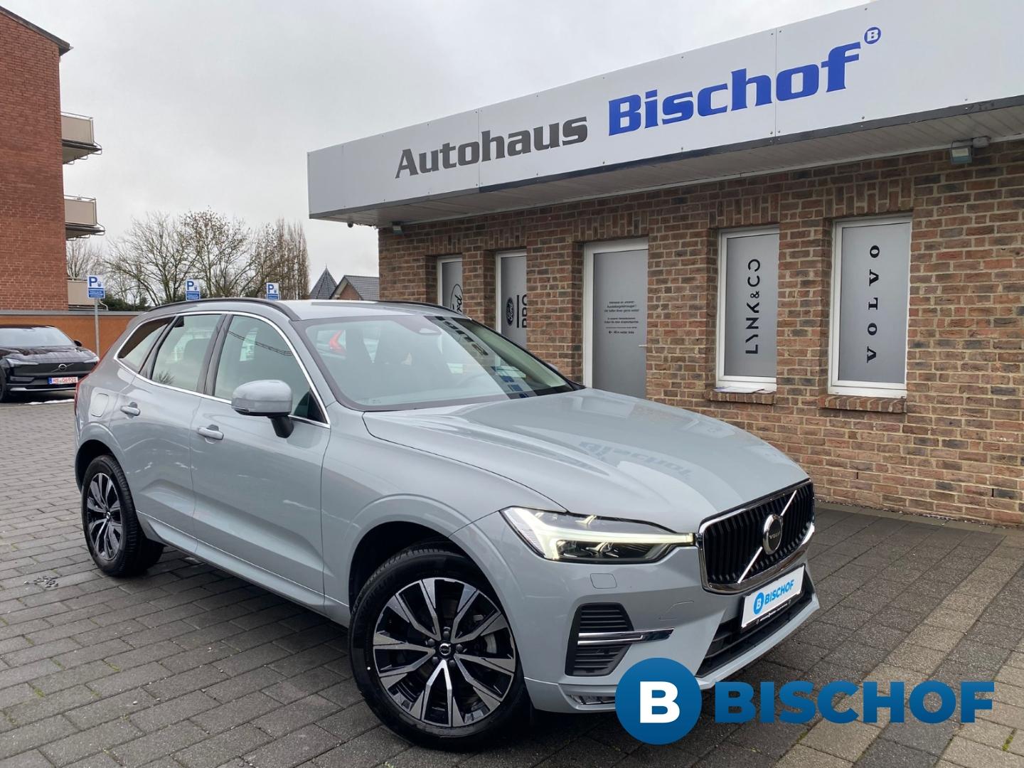 Volvo XC60 B5 Core MHEV AWD HarmanKardon Memory Sitze 
