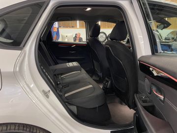 BMW 225 Active Tourer *HEAD-UP*KAMERA*NAVI*ACC*