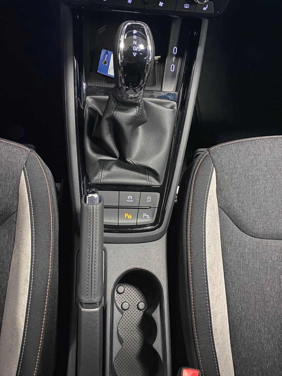 Fahrzeugabbildung SKODA Kamiq 1.5 TSI DSG 130 Jahre Selection+Garantie 5