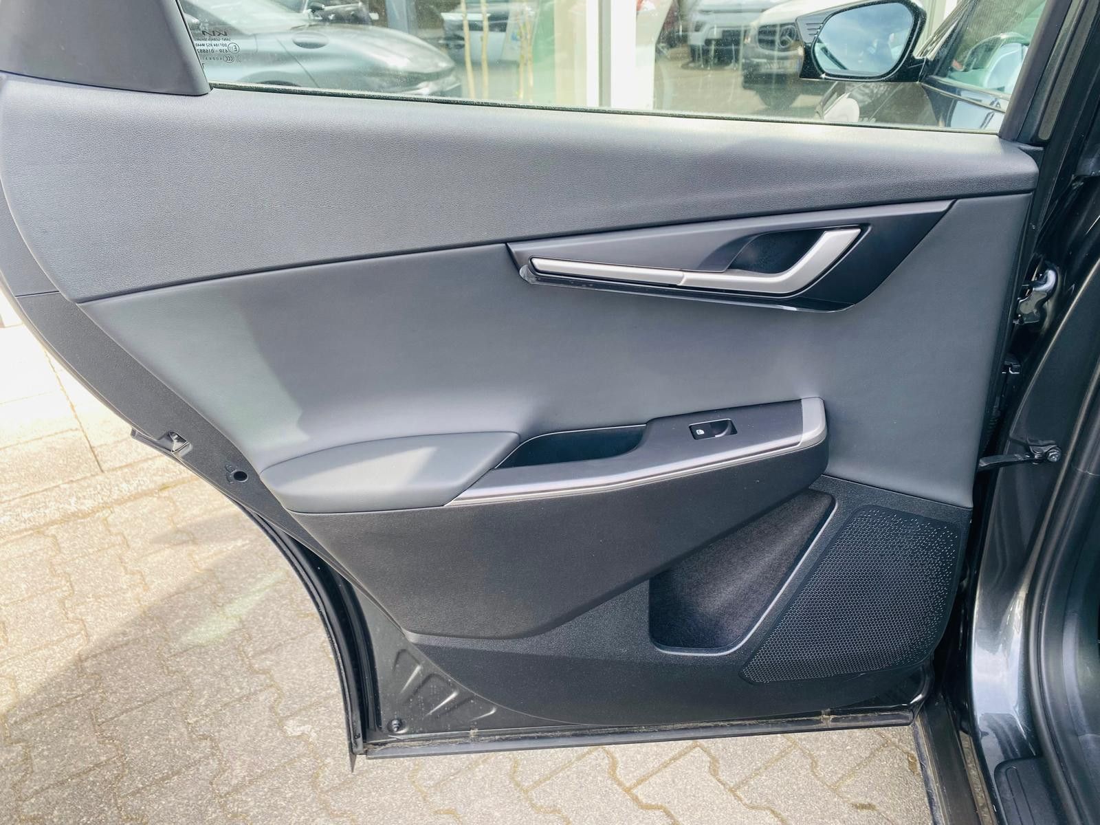 Fahrzeugabbildung Kia EV6 2WD LEDER+LED+ACC+KAMERA+SHZ+DAB+WP+19"+