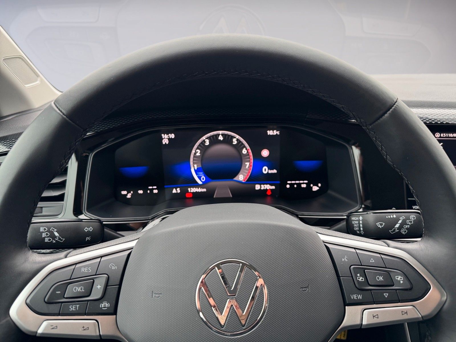 Fahrzeugabbildung Volkswagen Polo Life 1.0 TSI