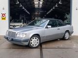 Mercedes-Benz CE 300 300 24-v W124 - Mercedes-Benz CE 300 mit Benzin-Antrieb: Automatik