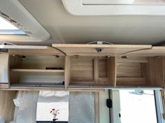 Eura Mobil IL 655 EB 2xKLIMA+Hubstützen+Sat.Anlage/TV+Solar