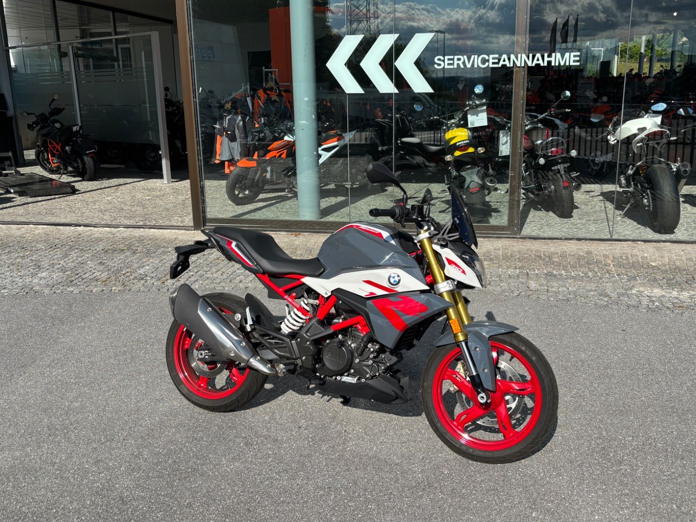 Fahrzeugabbildung BMW G 310 R Style Sport