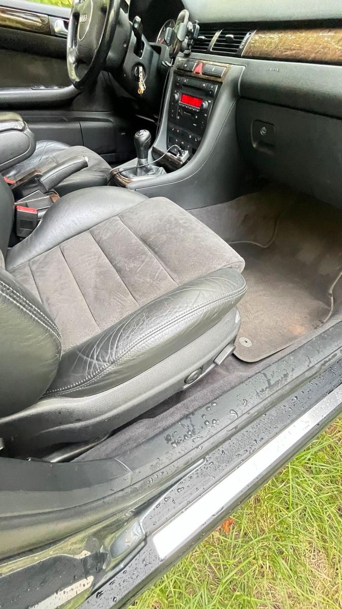 Audi A6 2004 — photo 11
