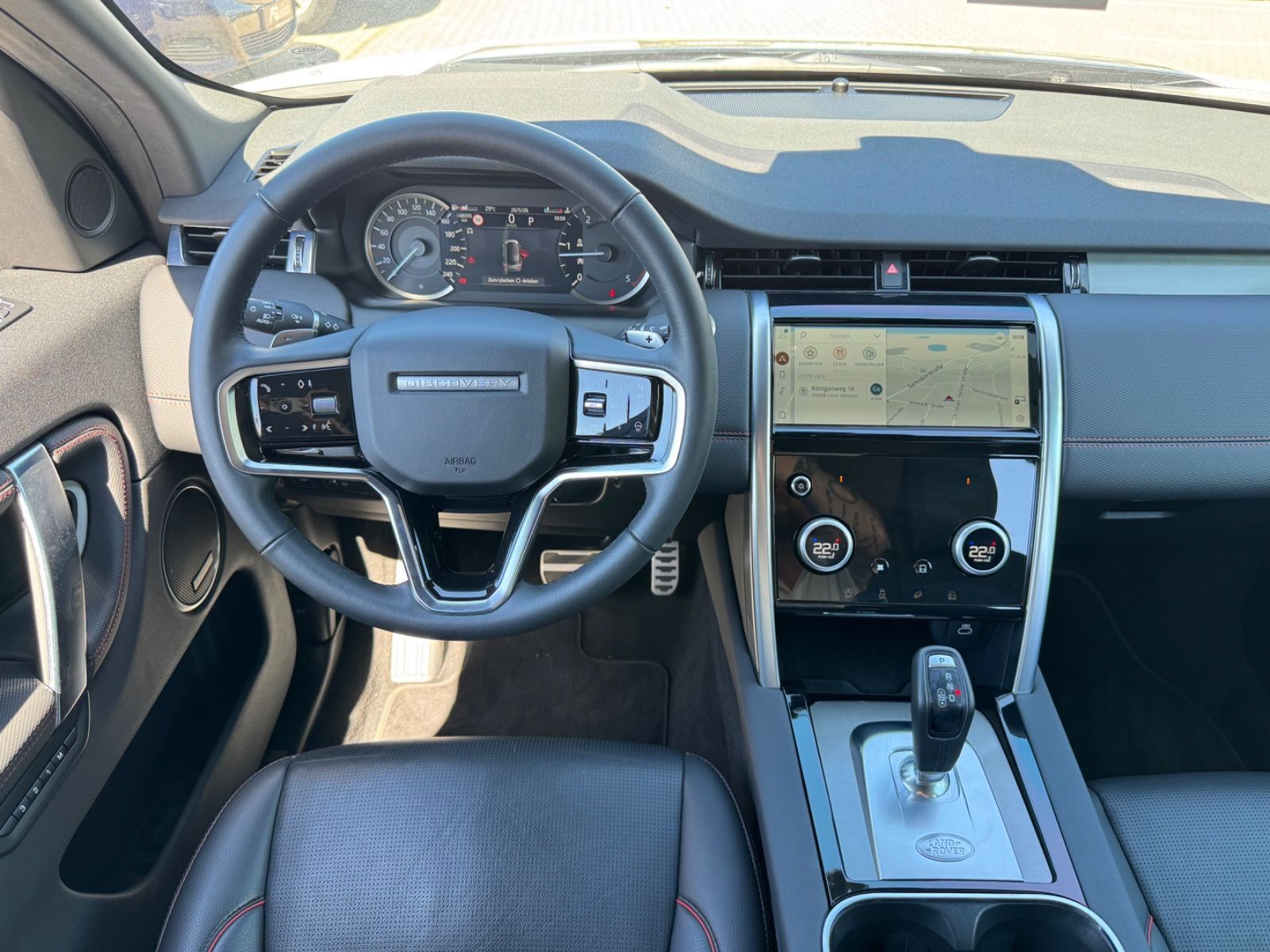 Fahrzeugabbildung Land Rover Discovery Sport R-Dynamic /MERIDIAN/CARPLAY/KAM
