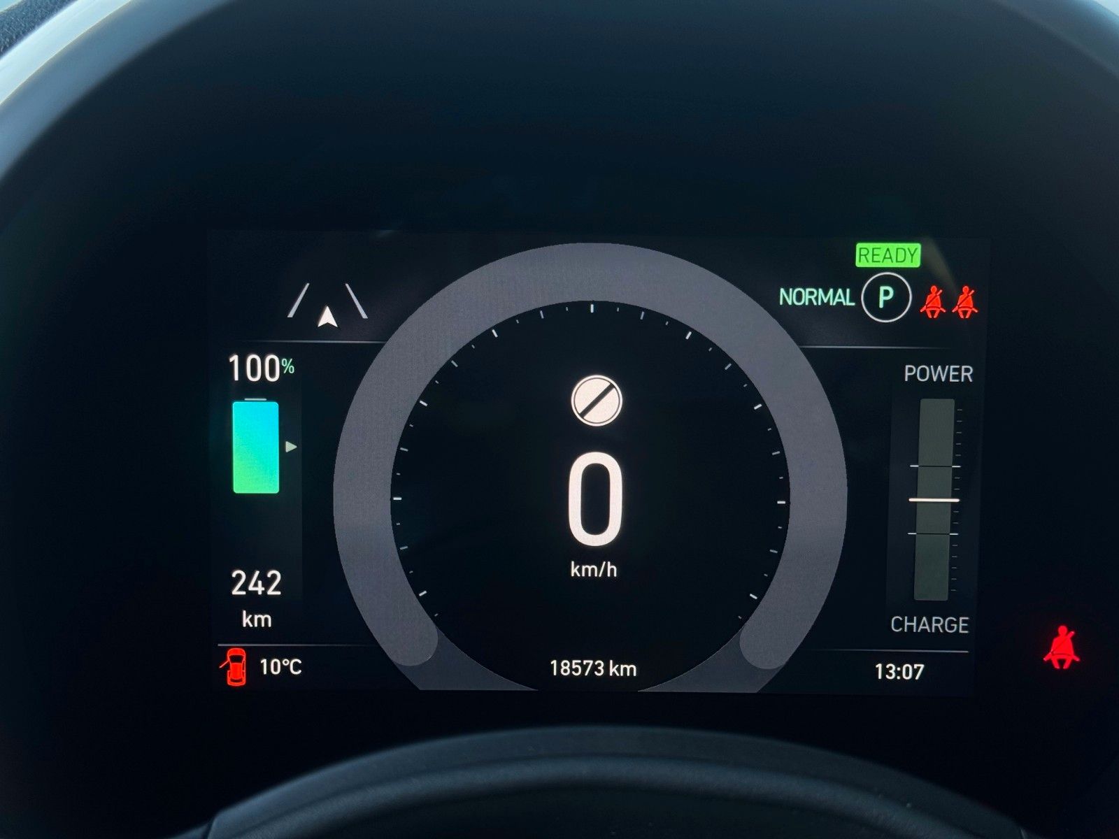 Fahrzeugabbildung Fiat 500e Carplay Klima Tempo