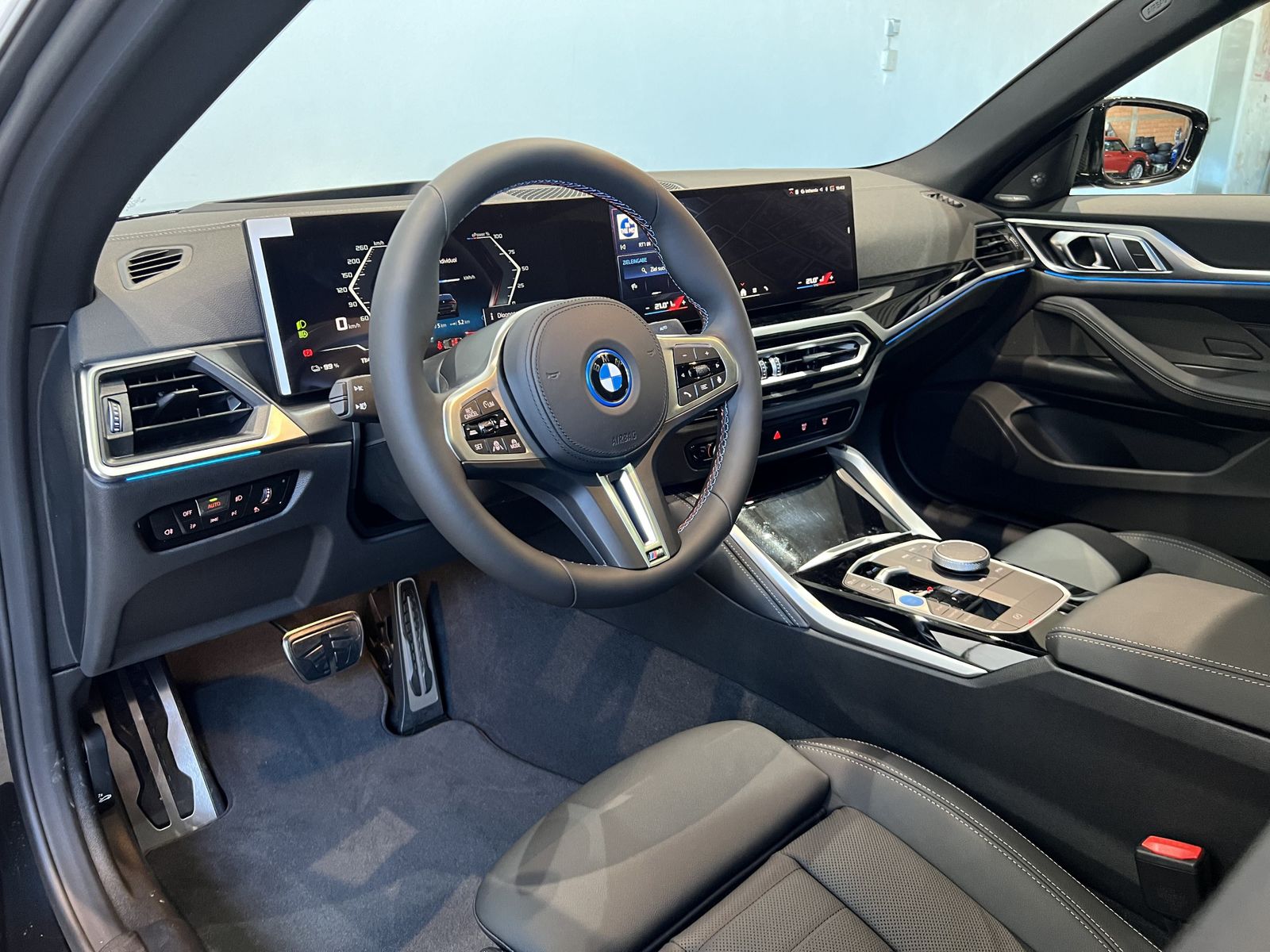 Fahrzeugabbildung BMW i4 M50 20" M Leichtmetallräder, Sitzbelüftung