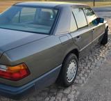 Mercedes-Benz Mercedes 230E BJ 1986 - gebrauchte Mercedes-Benz 230 aus dem Jahr 1986