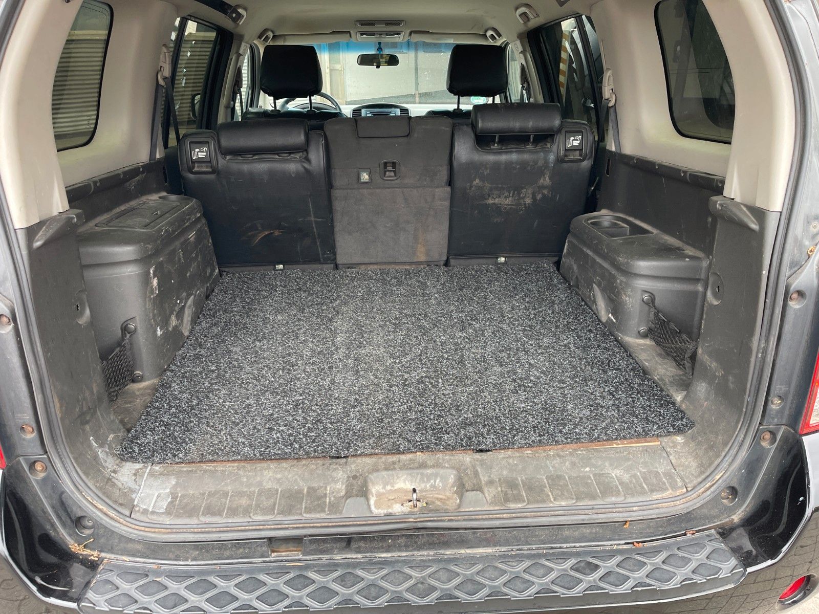 Fahrzeugabbildung Nissan Pathfinder 2.5 dCi AHK -Motorschaden-
