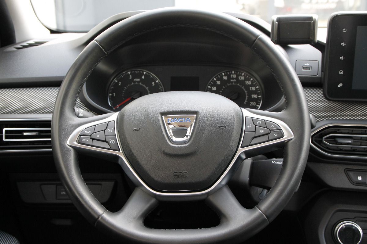 Fahrzeugabbildung Dacia Sandero III Comfort TCe 100 ECO-G