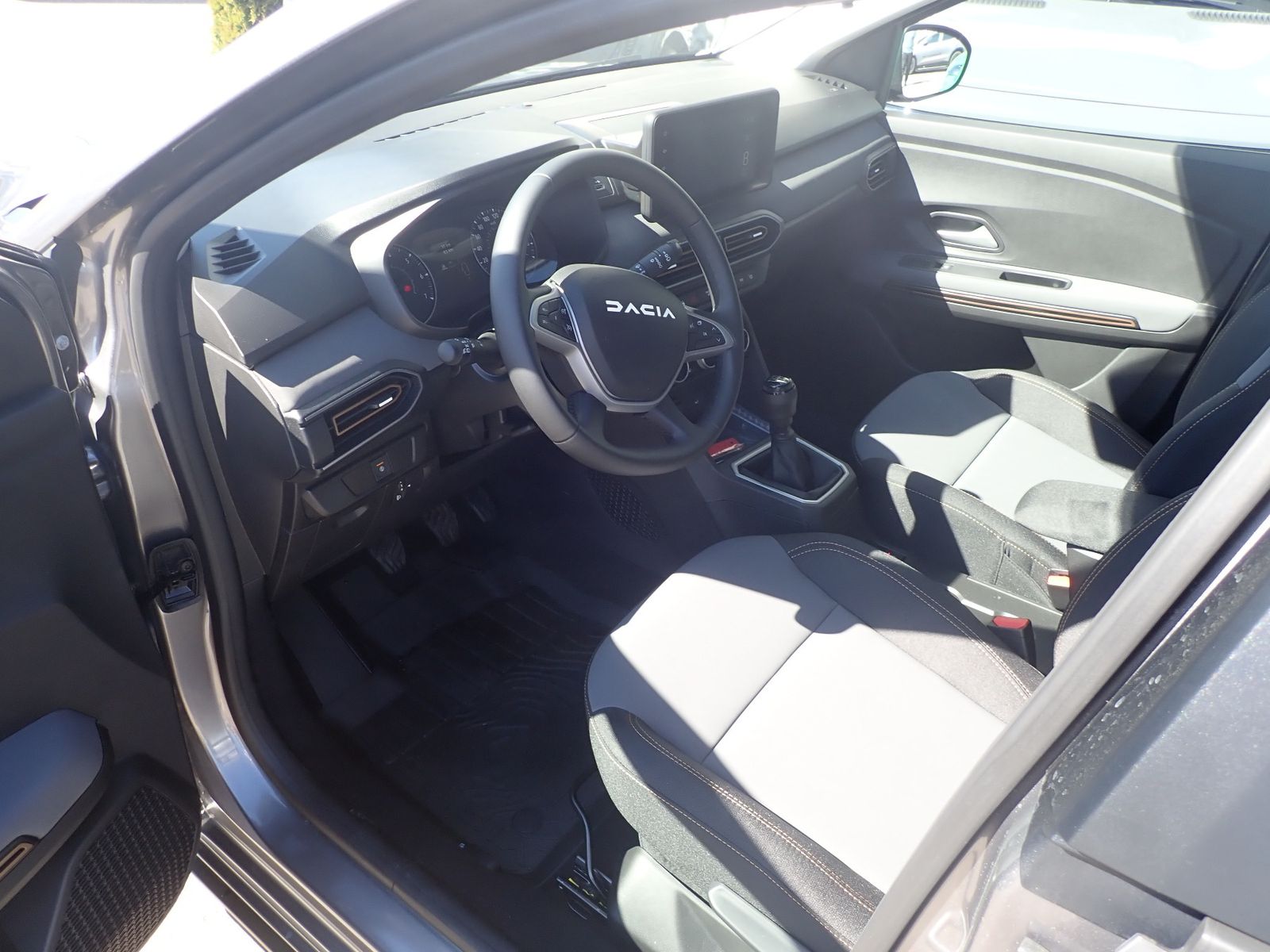 Fahrzeugabbildung Dacia Jogger Extreme TCe 110