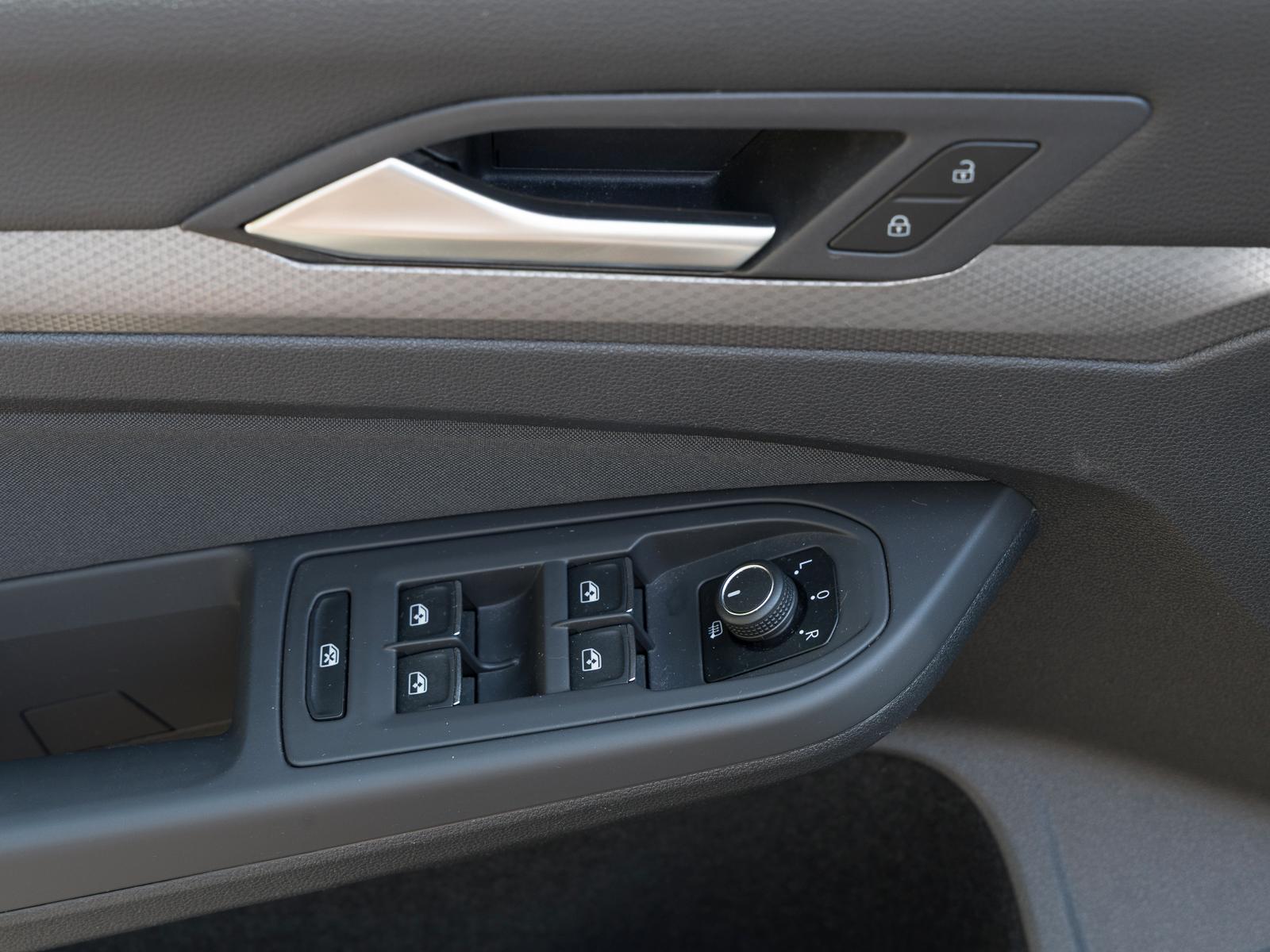 Volkswagen Golf VIII 1.0 TSI ACTIVE NAVI AHK GJ-REIFEN ACC, миниатюра 9