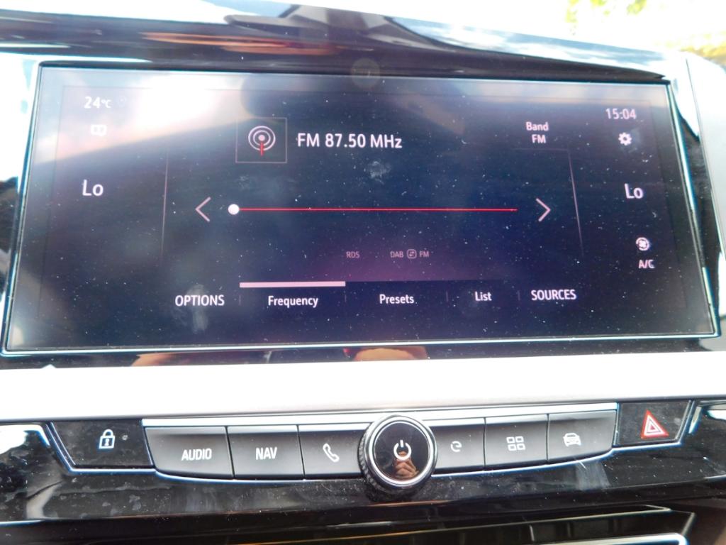 Opel Grandland Elegance Plug-in-Hybrid Lenkrad-HZG AC, миниатюра 24