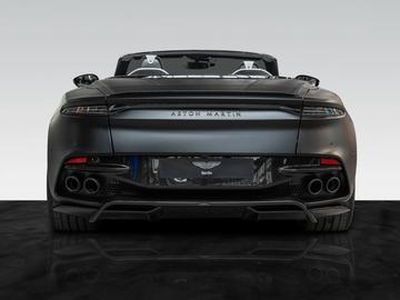 2024 Aston Martin DBS — фото 5