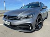 Volkswagen Passat Var*DSG*GTE*VIRTU*PANO*MATRIX*AHK*360*VOL - Volkswagen Passat Variant: GTE