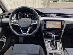 Fahrzeugabbildung Volkswagen Passat Variant GTE Navi Matrix Virtual Pano AHK