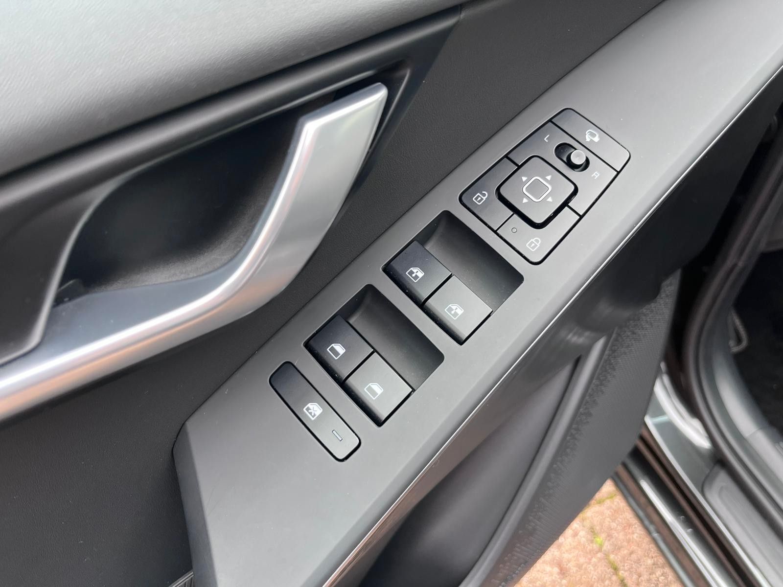 Fahrzeugabbildung Kia NIRO EV VISION SPECIAL STD NAVI KAMERA SITZHEIZ.