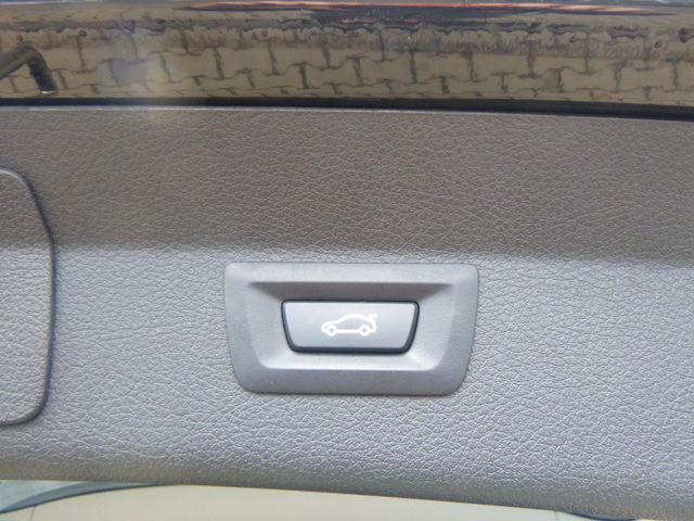 Fahrzeugabbildung BMW 220d Gran Tourer >AUT/NAV/LED/SHZ<