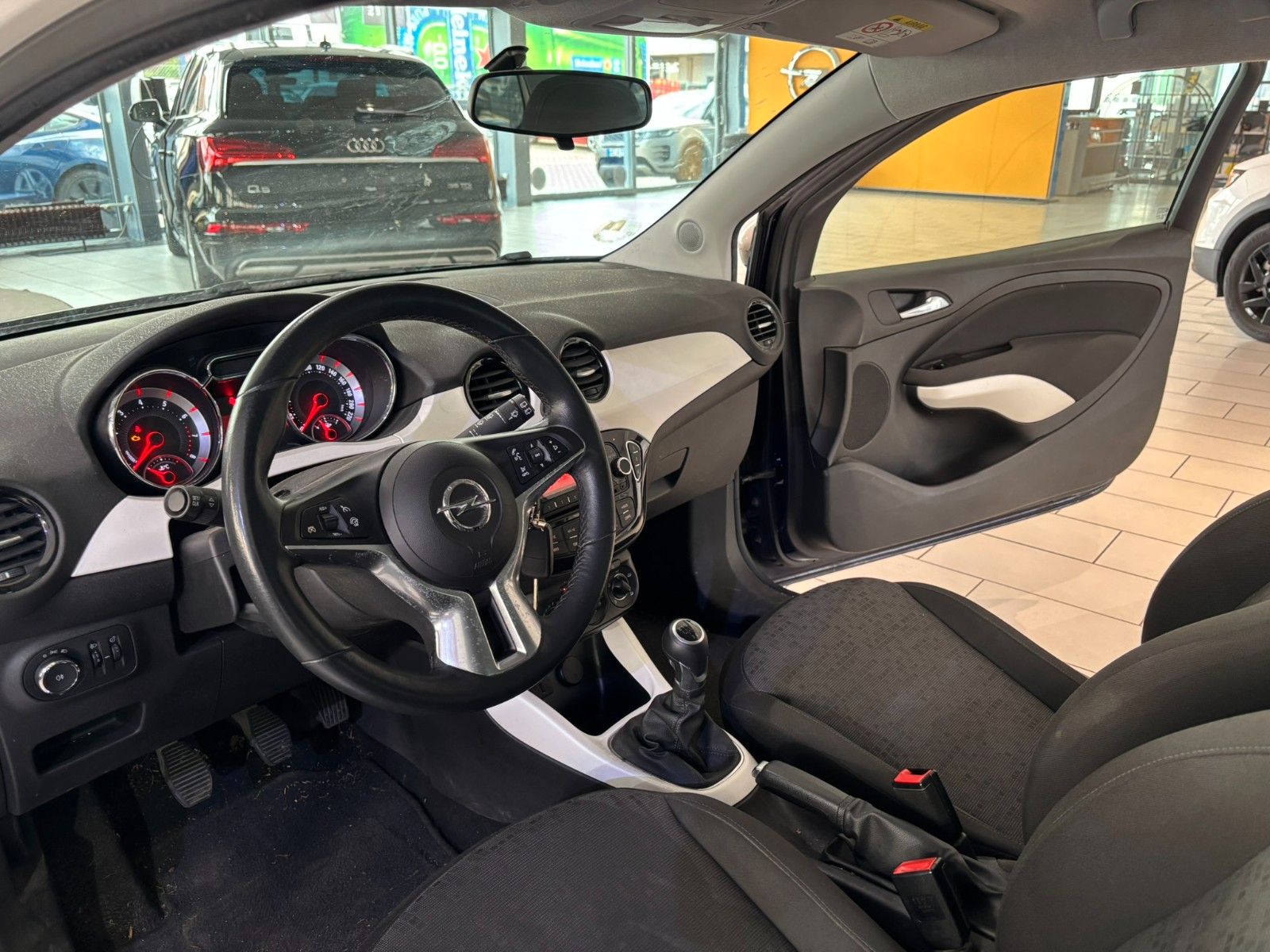 Fahrzeugabbildung Opel Adam Jam 1.2 SHZ/ALU16/LHZ/BT/KLIMA/ALLWETTER