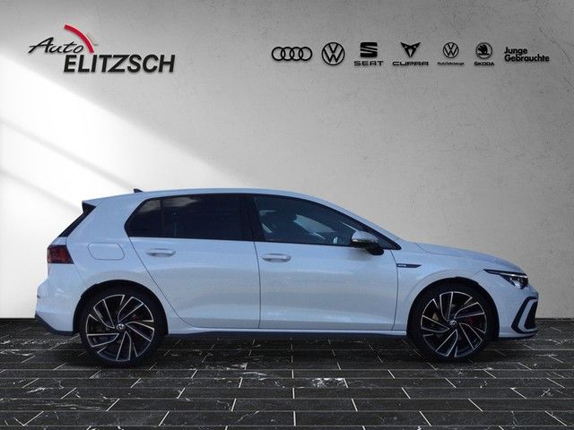 Fahrzeugabbildung Volkswagen Golf VIII GTD DSG Standhzg. Matrix Navi Leder AI