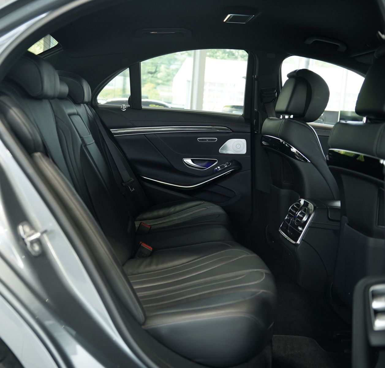 Mercedes Benz S 560