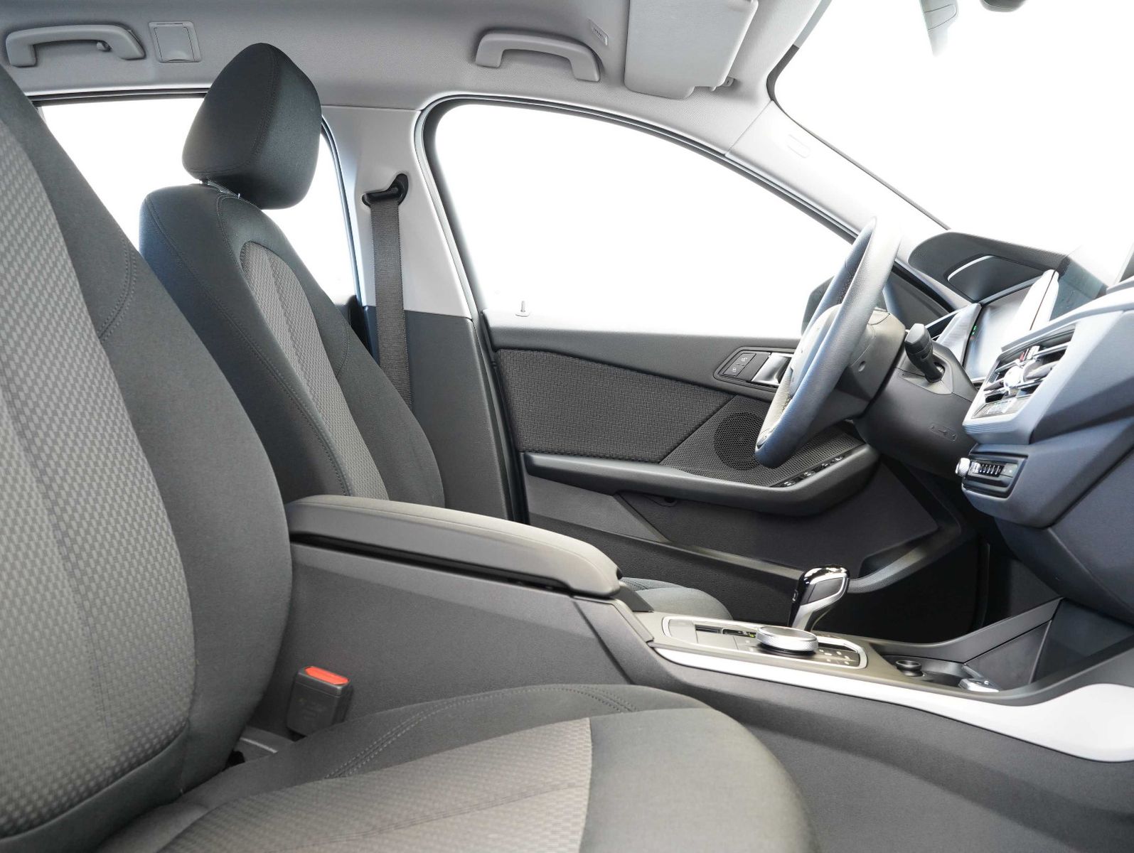 Fahrzeugabbildung BMW 120 d Advantage LED/NAVI/DRIVING-ASSISTANT