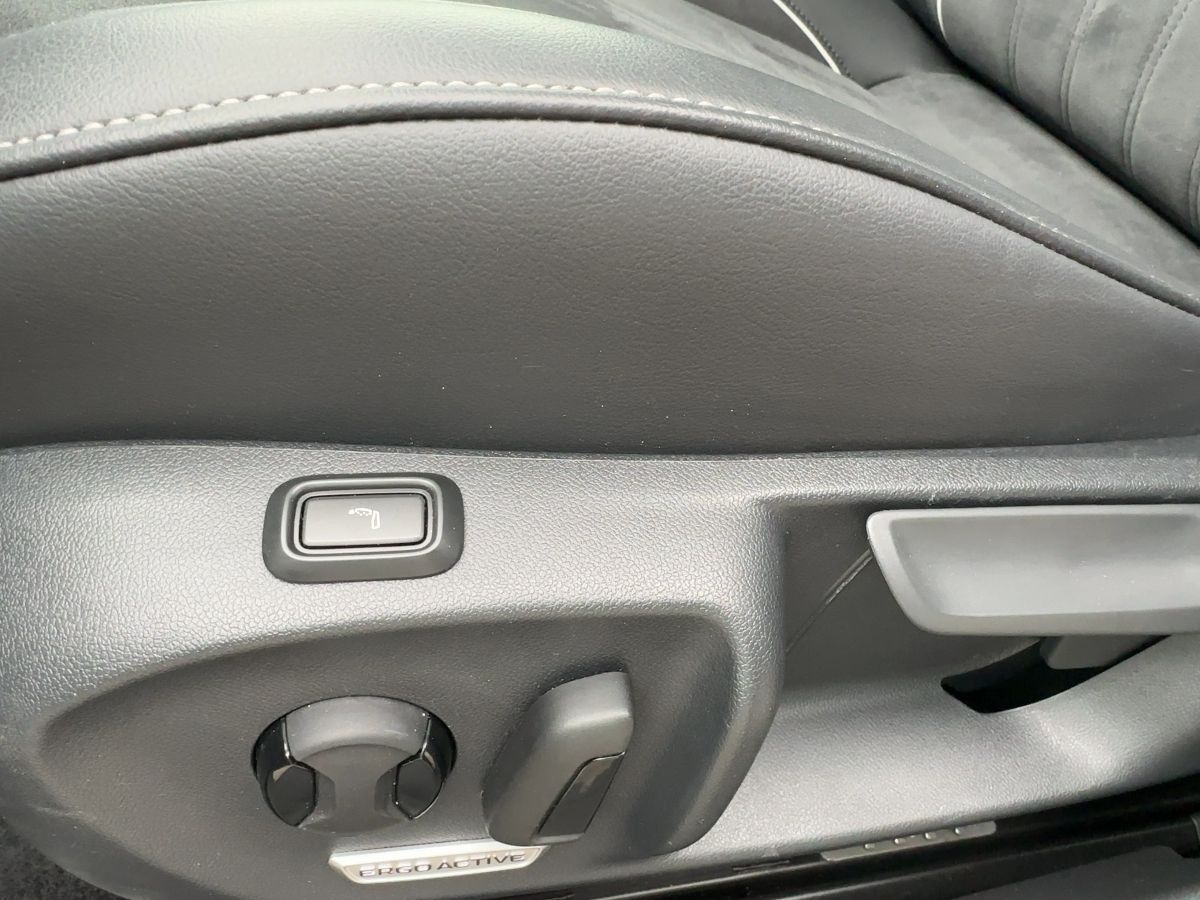 Volkswagen Passat Variant - Bild 16