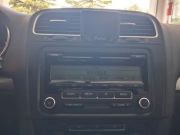Volkswagen Golf - 11