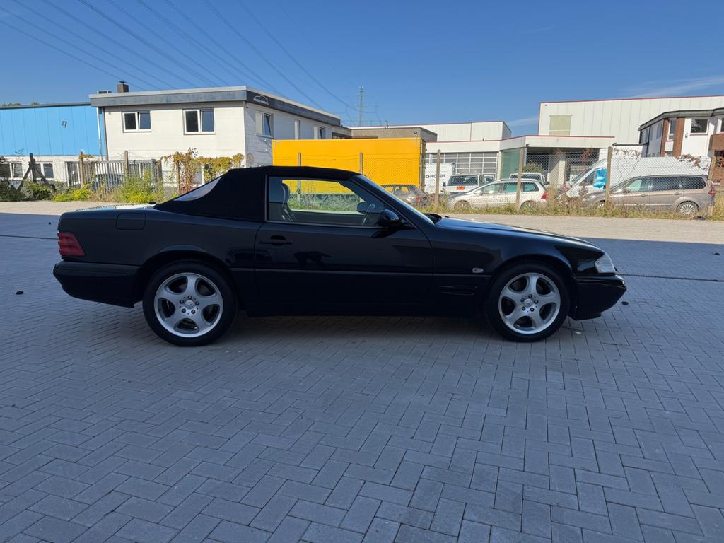 Mercedes-Benz SL 320