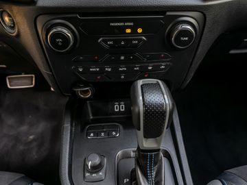 Ford Ranger Raptor Doppelkabine 4x4 Leder Navi Kamera
