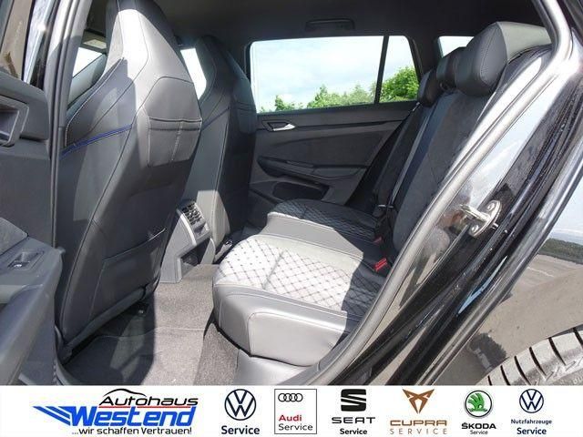 Fahrzeugabbildung Volkswagen Golf Var. R-Line 1.5l TSI 110kW DSG LED Navi