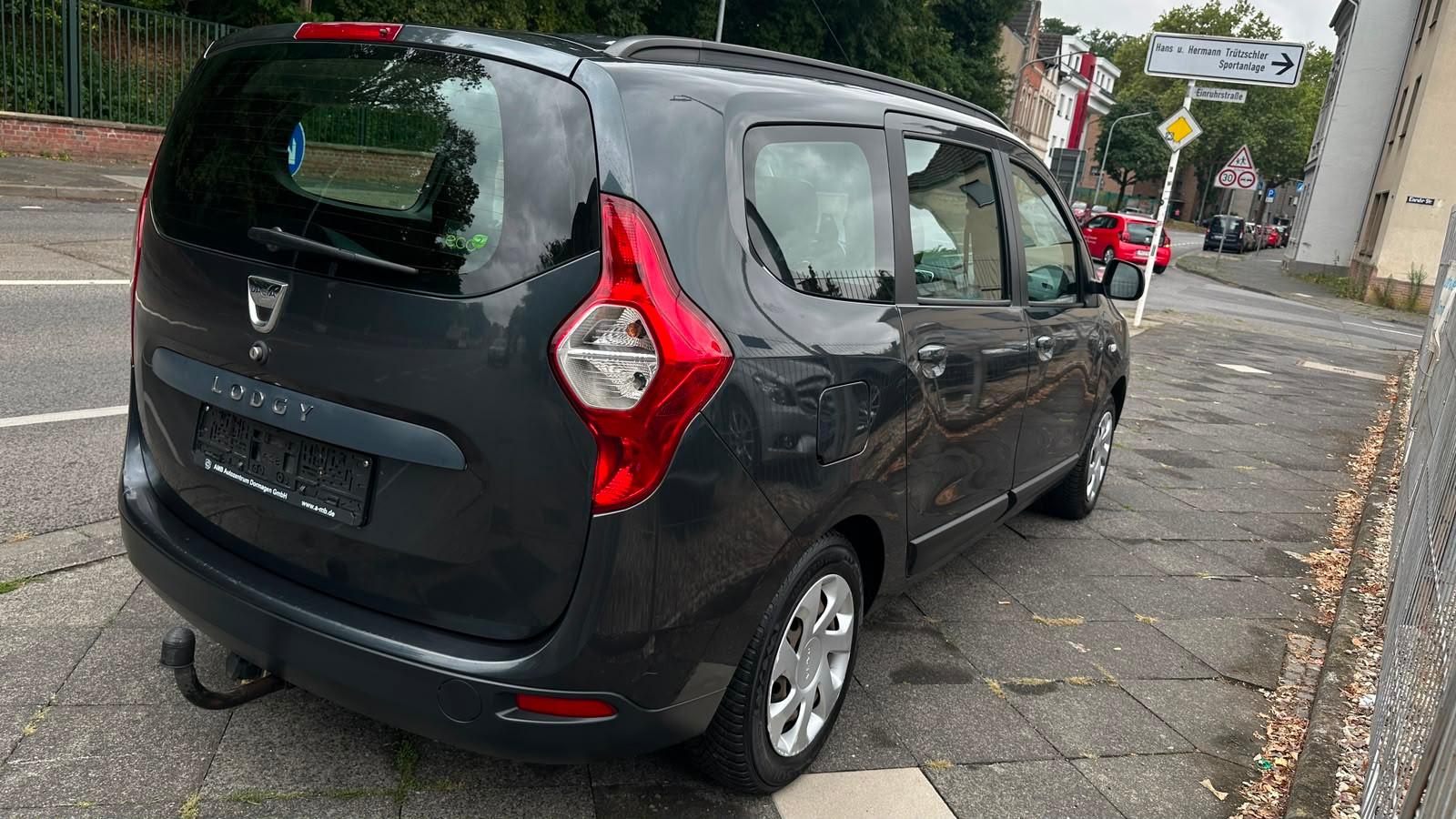 Dacia Lodgy 2012 — photo 7