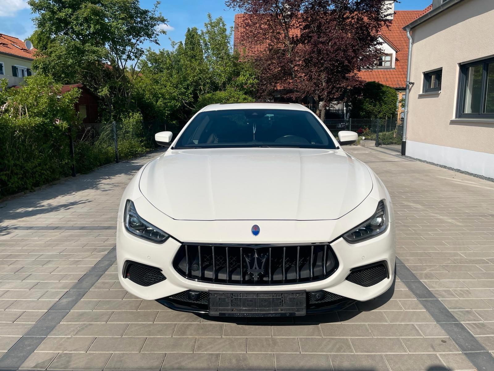 Maserati Ghibli Gran Sport S Q4 Carbon Harman ACC TOTW