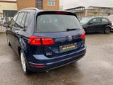 Volkswagen Golf Sportsvan - Volkswagen Golf: Kleinbus