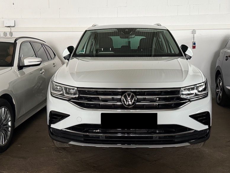 Volkswagen Tiguan Elegance 4Motion+PDC+Navi+LED+DAB+LM