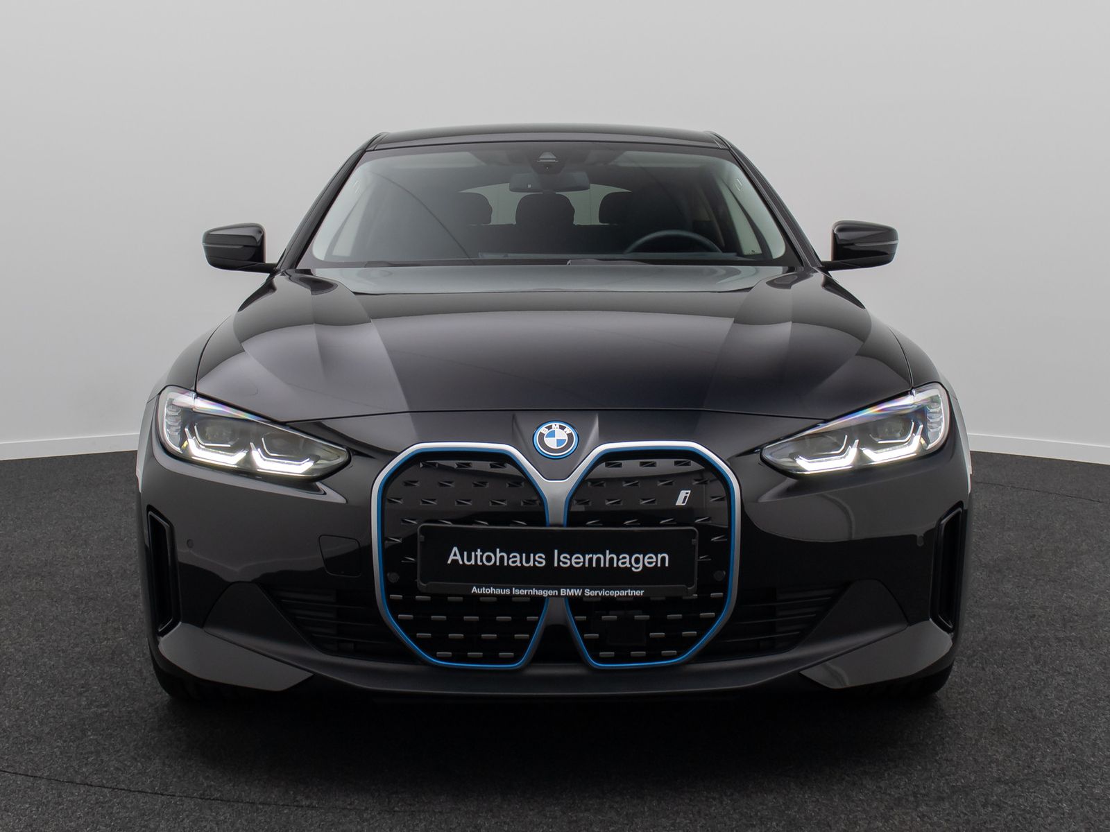 Fahrzeugabbildung BMW i4 eD40 GC HiFi Alarm Kamera HUD Leder 19Zoll