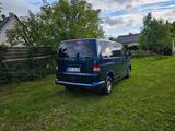 Volkswagen T5 Caravelle ideal zum Ausbau! - gebrauchte VW T5 Caravelle aus dem Jahr 2006