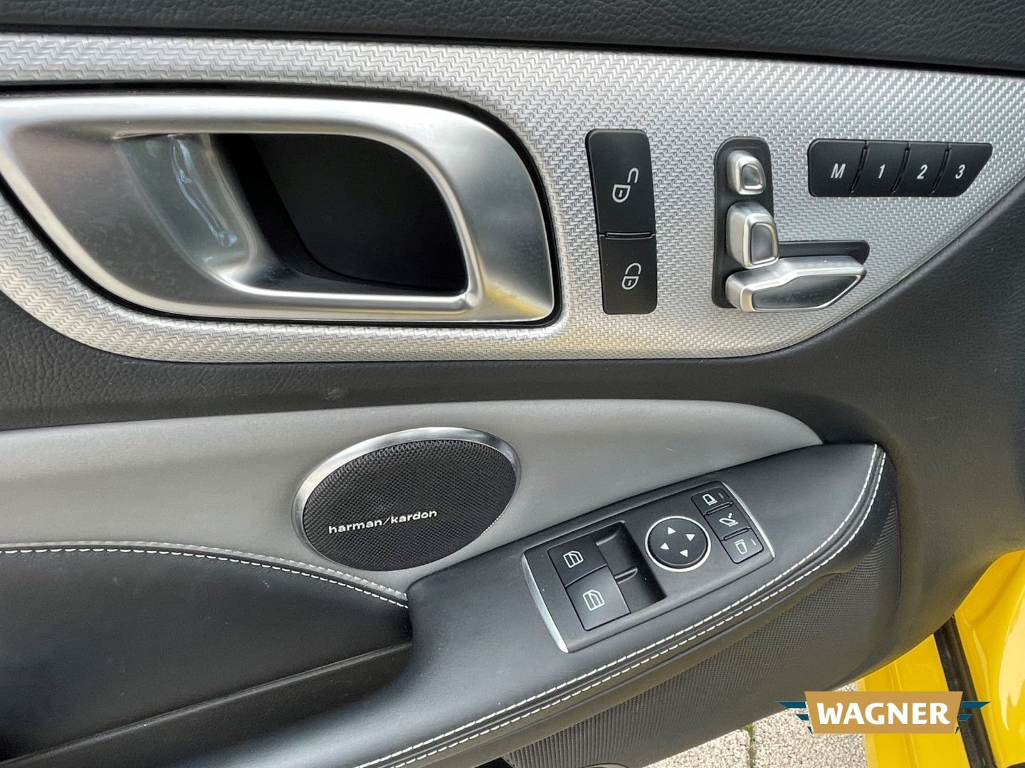 Fahrzeugabbildung Mercedes-Benz SLC 43 AMG FinalEdition  Harman Kardon Sportsitz