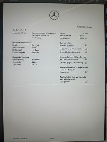 Mercedes-Benz E 350 BlueTec 4Matic Aut*ACC*AHK*NAVI*LEDER*PANO