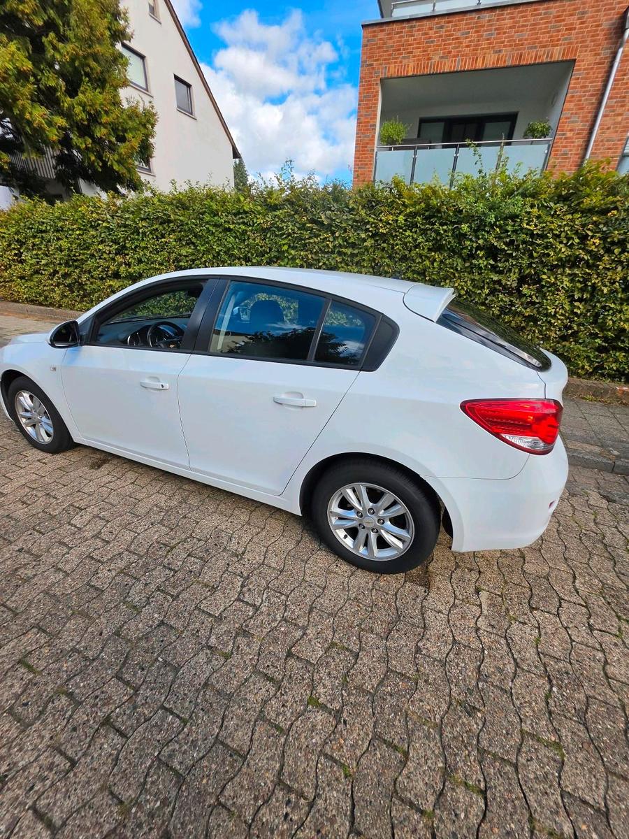 Chevrolet Cruze 2013 — photo 9