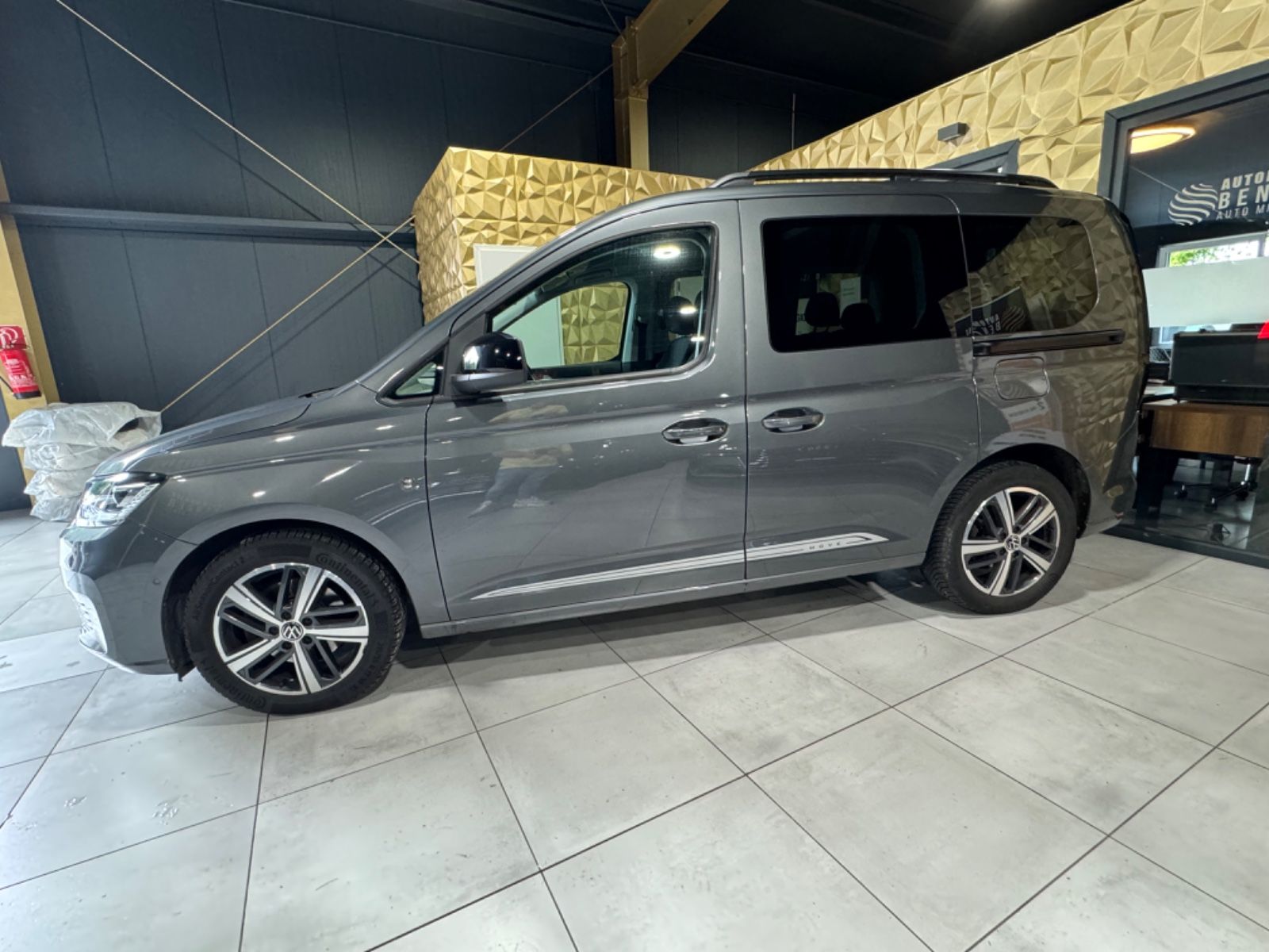 Fahrzeugabbildung Volkswagen Caddy Move//PANO//NAVI//KAMERA//SHZ//ACC