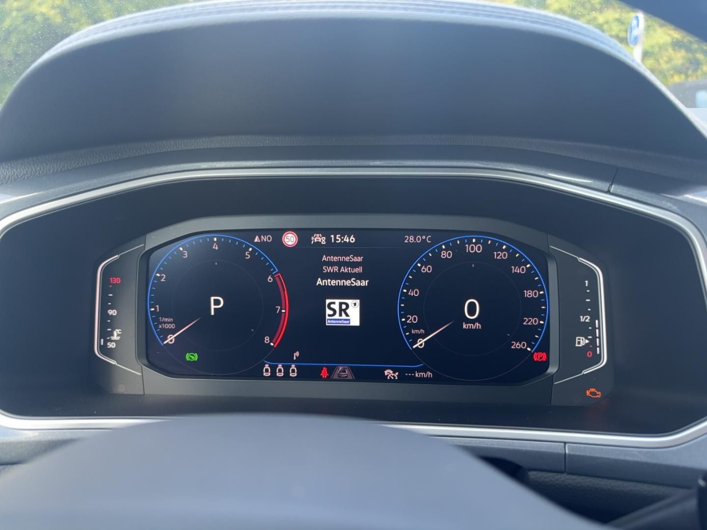 Fahrzeugabbildung Volkswagen T-ROC Style 1.5l TSI,DSG,AHK,Navi,Climatronic,Ap