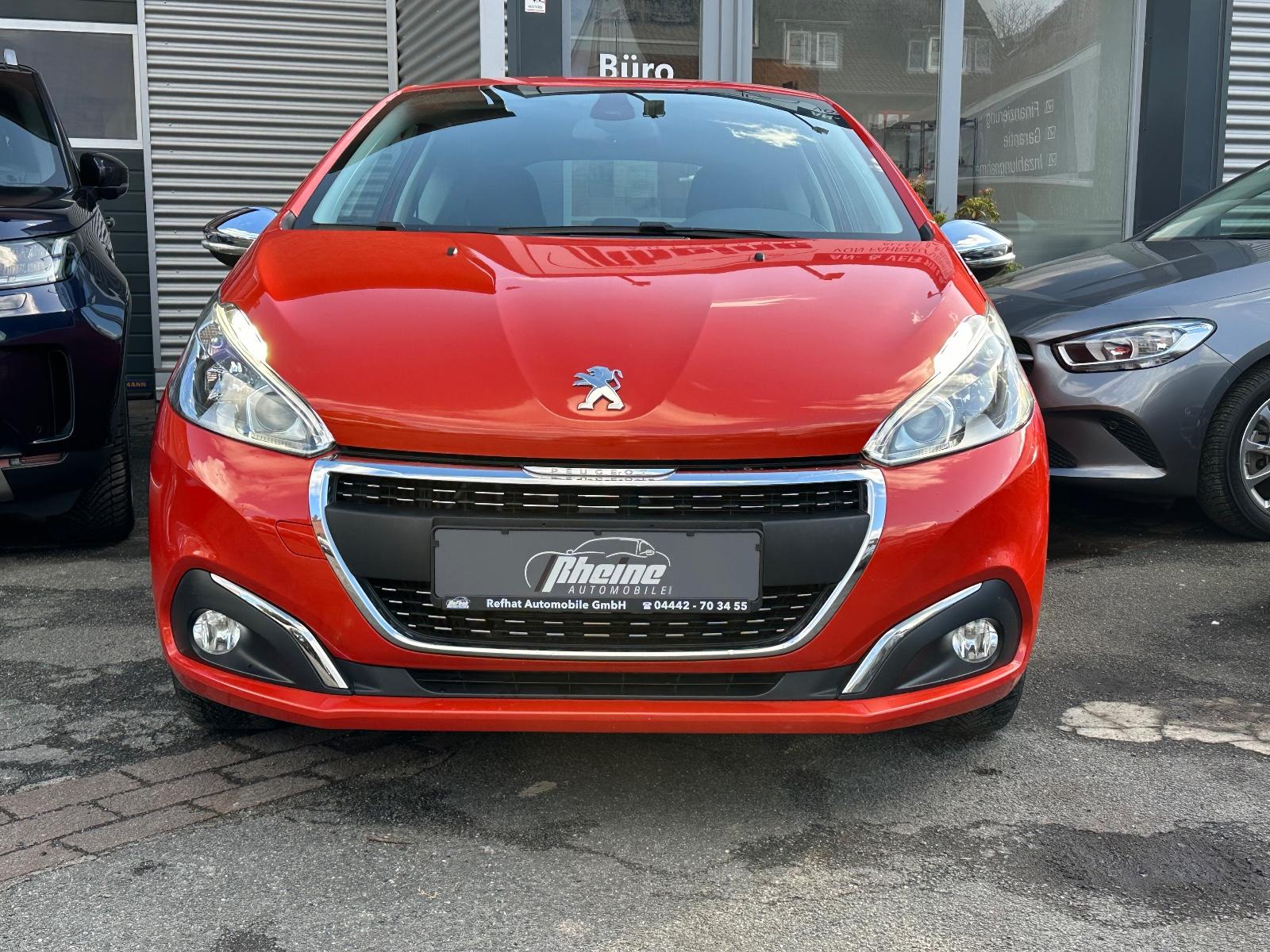 Peugeot 208 Allure*KAMERA*SHZ*AHK*MFKL*