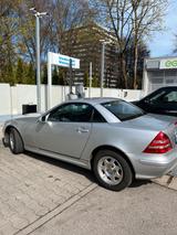 Mercedes-Benz Mercedes SLK 200 Cabrio - Mercedes-Benz SLK 200 Gebrauchtwagen in München