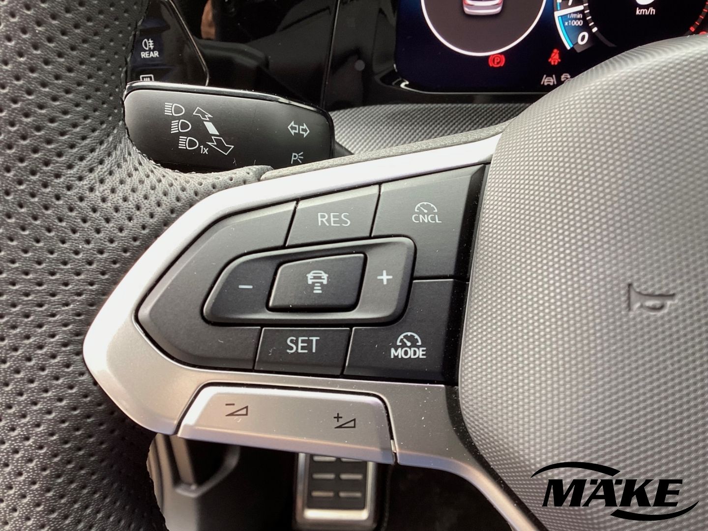 Golf Variant R-Line 1.5 TSI AHK ACC RFK NAV LED 